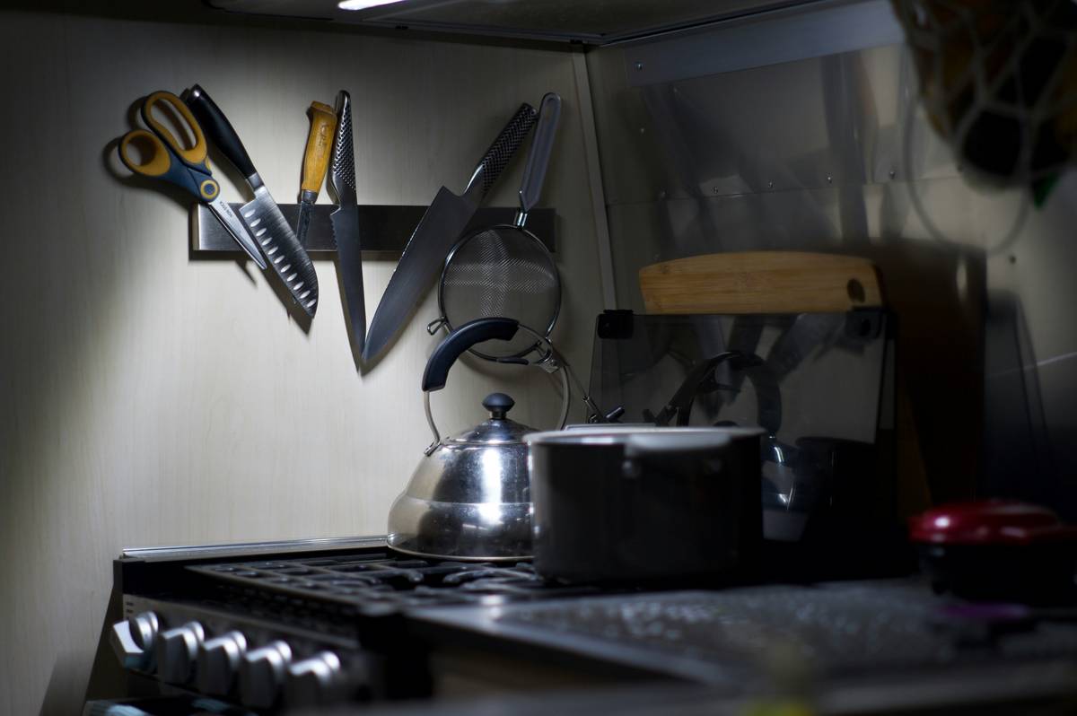 Tool Magic Silicone Garlic: Why This Tiny Kitchen Gadget Deserves a Spot in Your Drawer (And How to Actually Use It Right)
